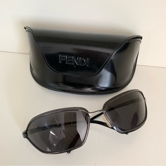 Vintage Fendi all black sunglasses - Picture 1 of 9